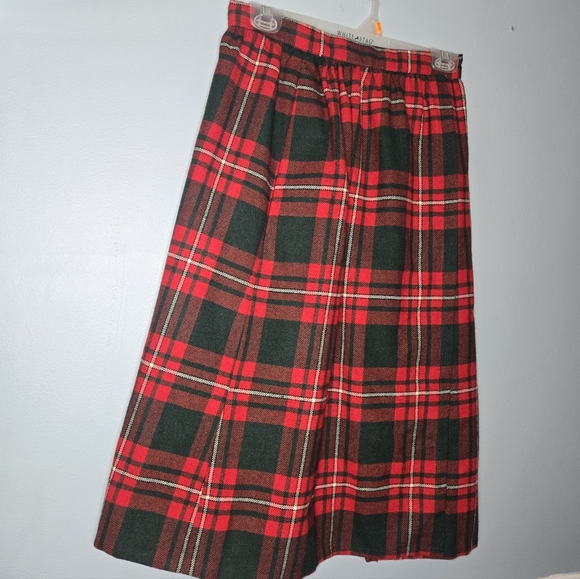 Vintage Red & Green Plaid Wrap Midi Wool Skirt Size XS Academia Preppy Holiday - Picture 2 of 4